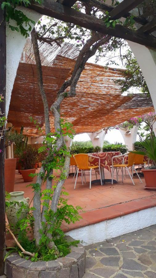 Hotel Punta Faro Capo Vaticano Bagian luar foto